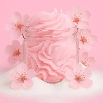 Karamela Bloom Silk Mousse – Exfoliërende Douche Soufflé Karamela Kaarsen