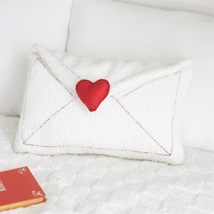 Bouclé Love Cushion – Met Verborgen ‘I Love You’ Message Karamela Kaarsen