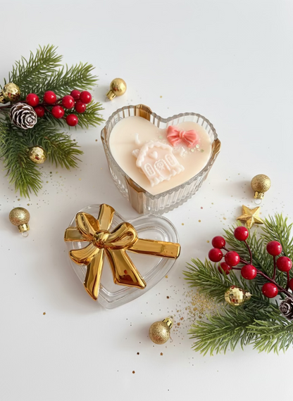 Candy Cane Hartjeskaars – Luxe Cadeaukaars met Strikdeksel (150g) Karamela Kaarsen