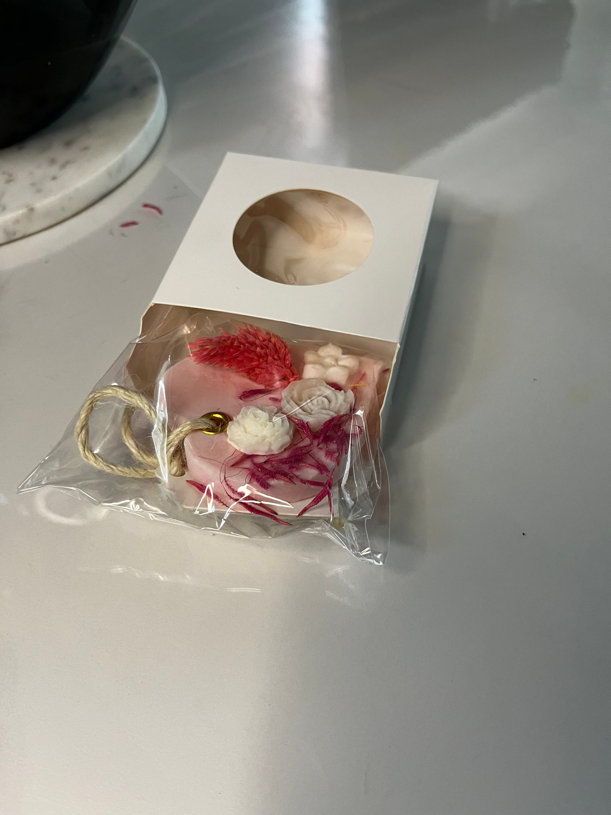 Blooming Heart – Gepersonaliseerde Geurtablet Karamela Kaarsen