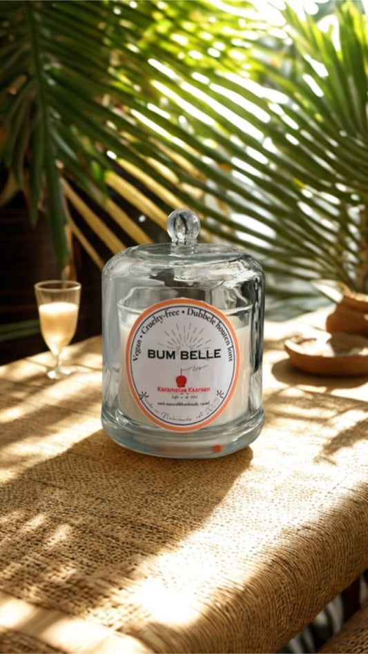Bum Belle Karamela Kaarsen gepersonaliseerd cadeau, cadeau voor haar, origineel verjaardagscadeau - luxe
geurkaars, kaars met naam, natuurlijke geurkaars - juf bedankje kaars, kleine attentie collega 
