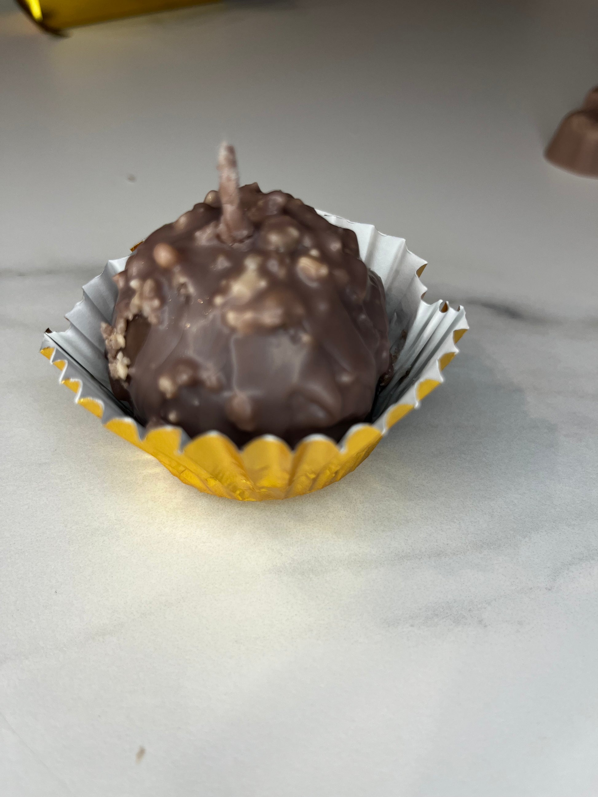 Golden Truffle Glow Karamela Kaarsen