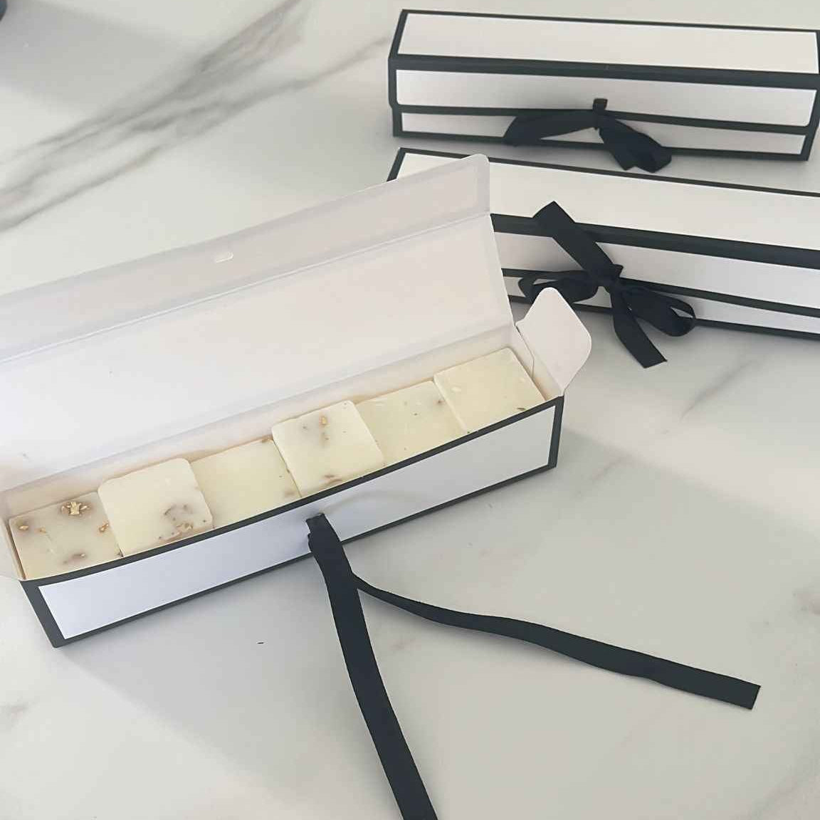Amber Élégance Wax Melts  Giftbox – 150g met Gouden Deeltjes