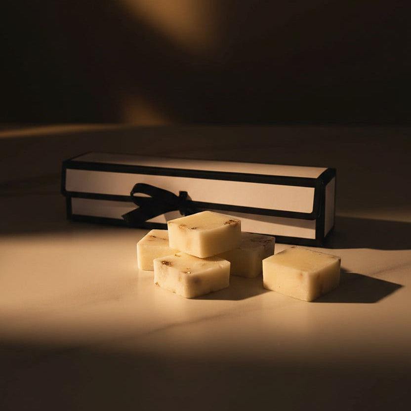 Amber Élégance Wax Melts  Giftbox – 150g met Gouden Deeltjes