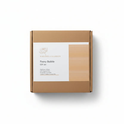Peony Bubble Geschenkset – Artisanale Bloemenkaars met Keramische Onderzetter